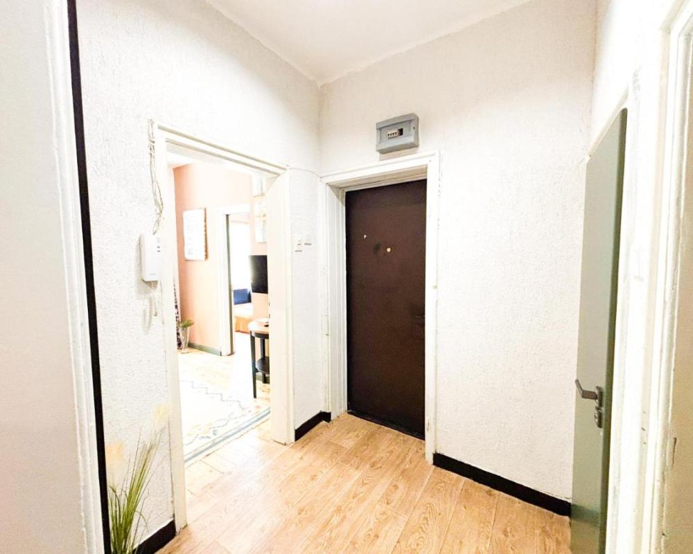 фото 2BDR Flat in Centre Sofia (NDK)