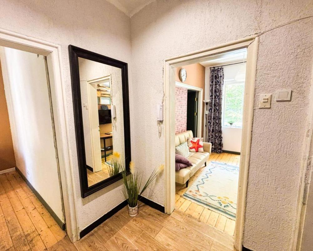 фото 2BDR Flat in Centre Sofia (NDK)