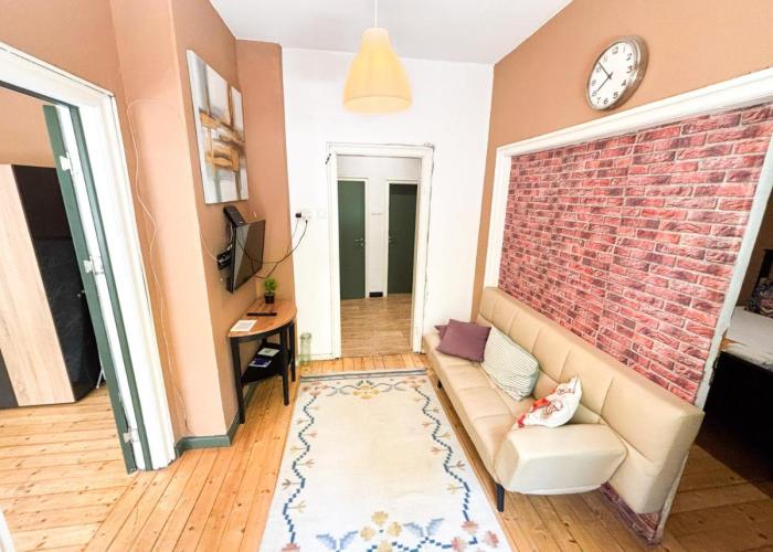 2BDR Flat in Centre Sofia (NDK)