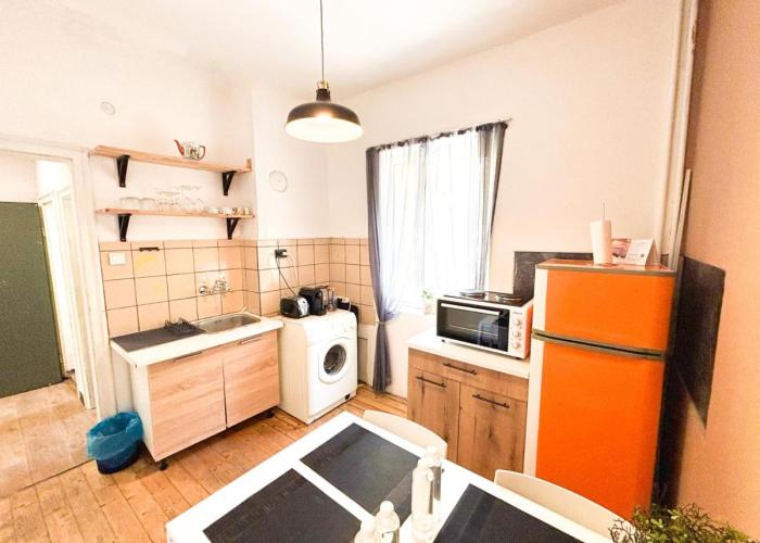 2BDR Flat in Centre Sofia (NDK)