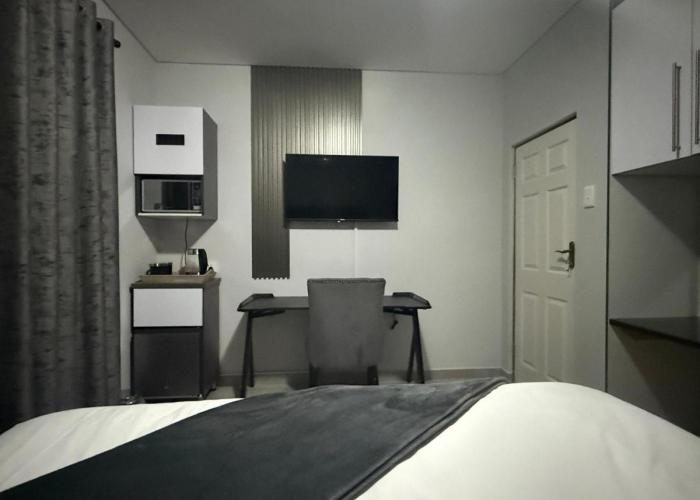 Mountain Drive Apartments