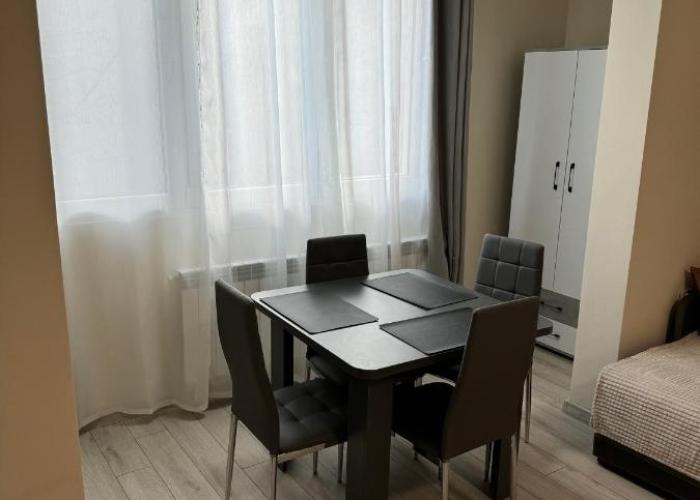 Refurbished apartment in a quiet area