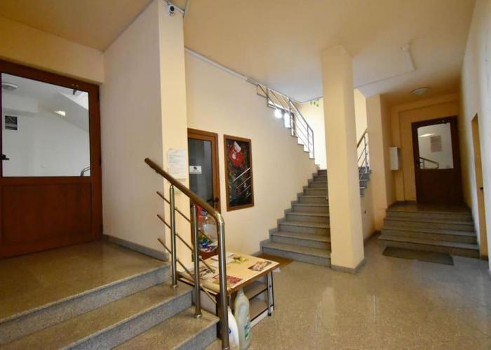 35 Cozy Central 1 Bedroom Apartment with Balcony