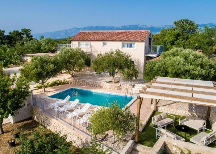 Villa Bevanda1
