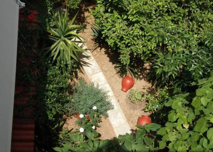 Family friendly apartment with a garden view