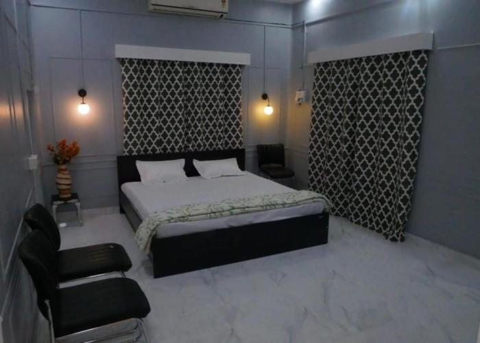 Janki Kunj Varanasi- 3 Room Home