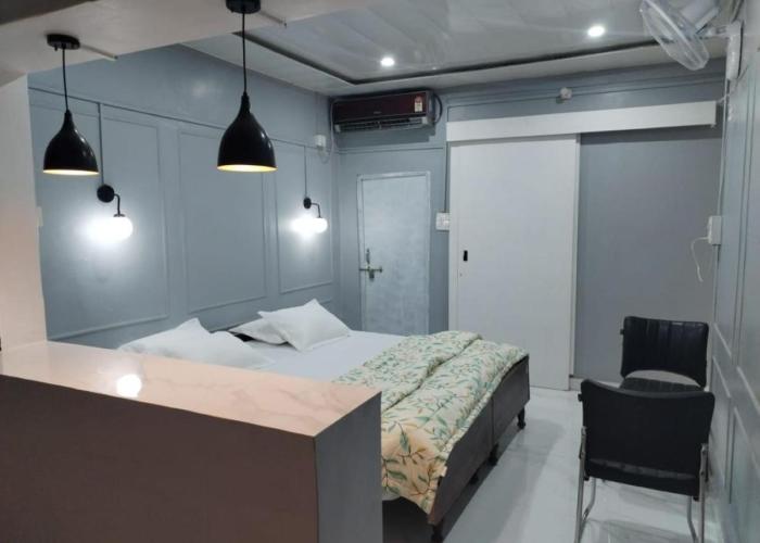 Janki Kunj Varanasi- 3 Room Home