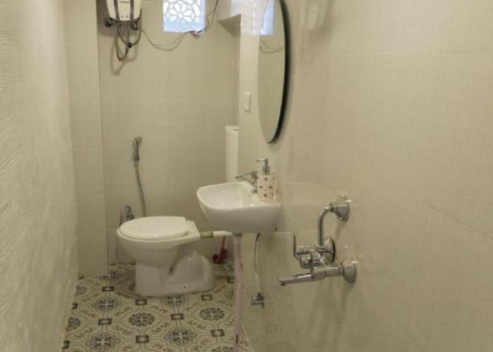 Janki Kunj Varanasi- 3 Room Home