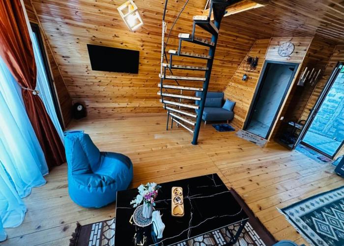 Wayside Cottage Livia