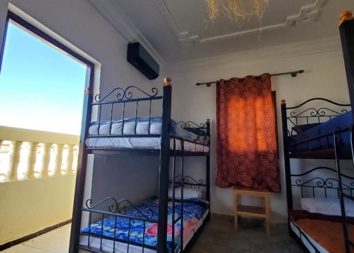 WARZAZAT Hostel
