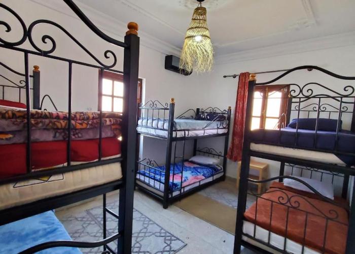 WARZAZAT Hostel