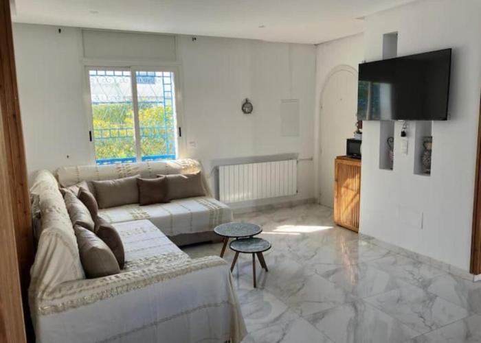 Charmant duplex proche de la plage des citronniers - merci de lire la partie descriptive, accompte requis -