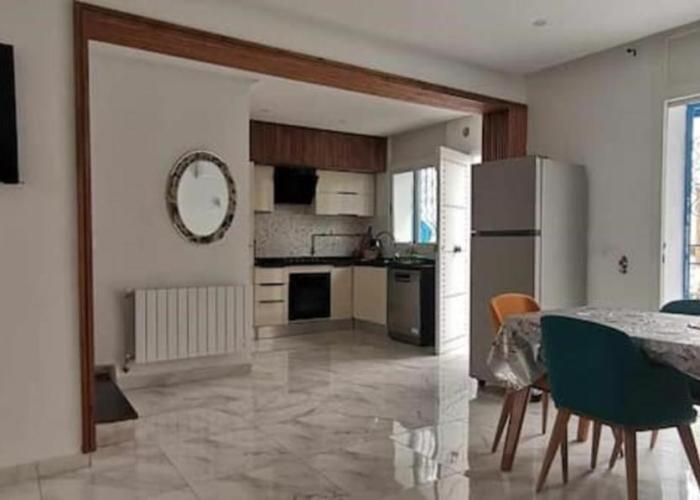 Charmant duplex proche de la plage des citronniers - merci de lire la partie descriptive, accompte requis -