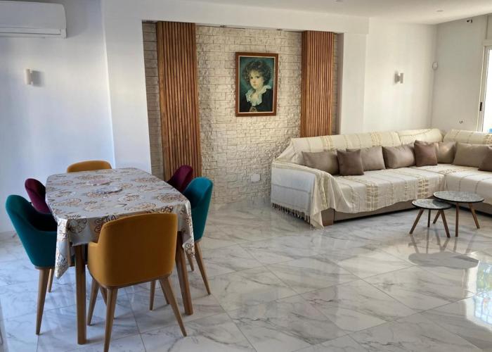 Charmant duplex proche de la plage des citronniers - merci de lire la partie descriptive, accompte requis -