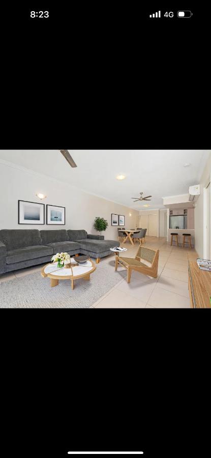 5 minute walk to the Stadium!! Taylord Holiday Homes and Apartments