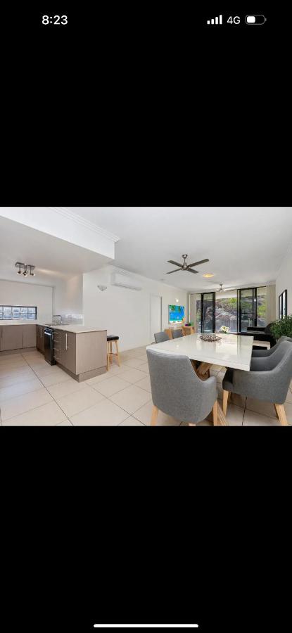 5 minute walk to the Stadium!! Taylord Holiday Homes and Apartments