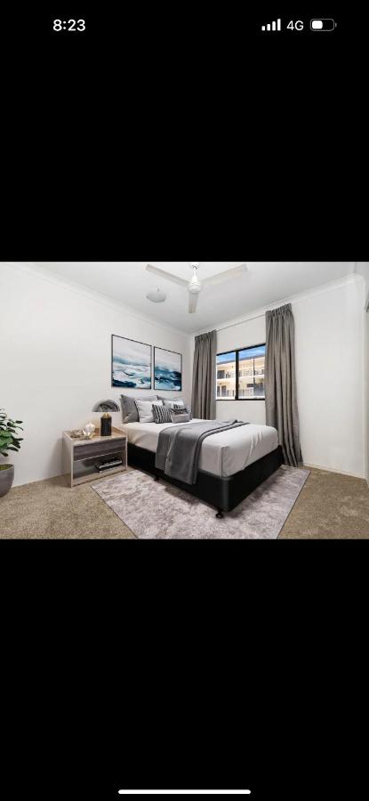5 minute walk to the Stadium!! Taylord Holiday Homes and Apartments