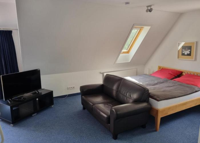BMS BALANCE - Natur, Entspannung, King Size Bett, Free Parking, TOP Lage, Netflix