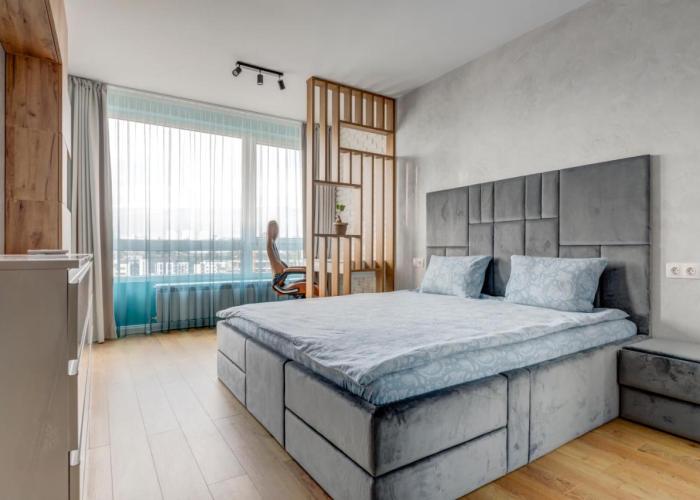 Luxury 2 BDRM Getaway and Free Parking