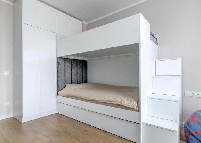 Luxury 2 BDRM Getaway and Free Parking
