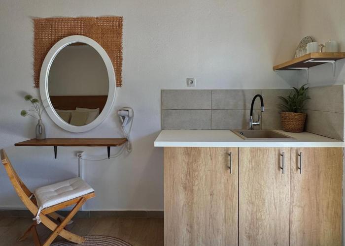 Santa Maroma Rooms & Houses