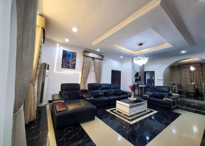3 bedrooms with Modern Amenities
