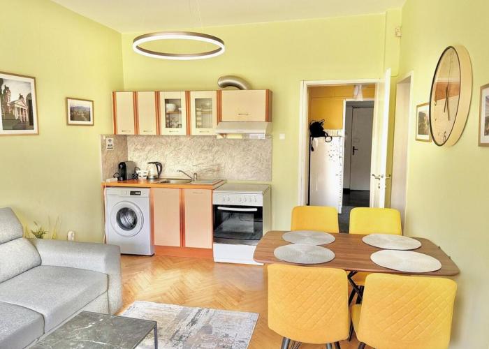 1BDR Flat in center of Sofia Vitoshka Blvd