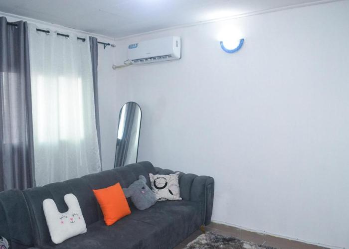 Cosy Bay 2
