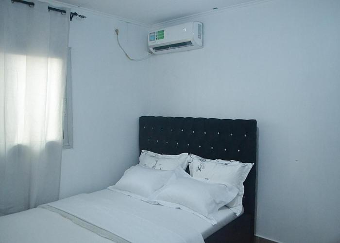 Cosy Bay 2
