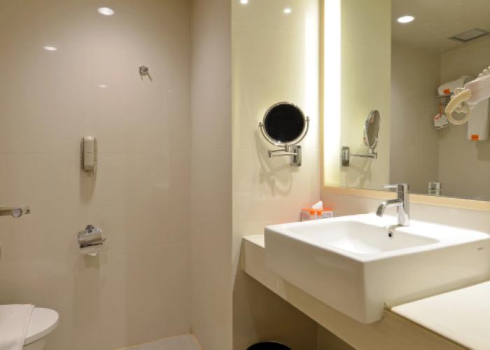 HARRIS Hotel & Conventions Ciumbuleuit Bandung