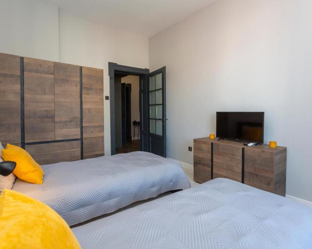 фото Urban Elegance Apartment