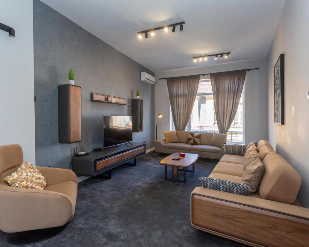 фото Urban Elegance Apartment