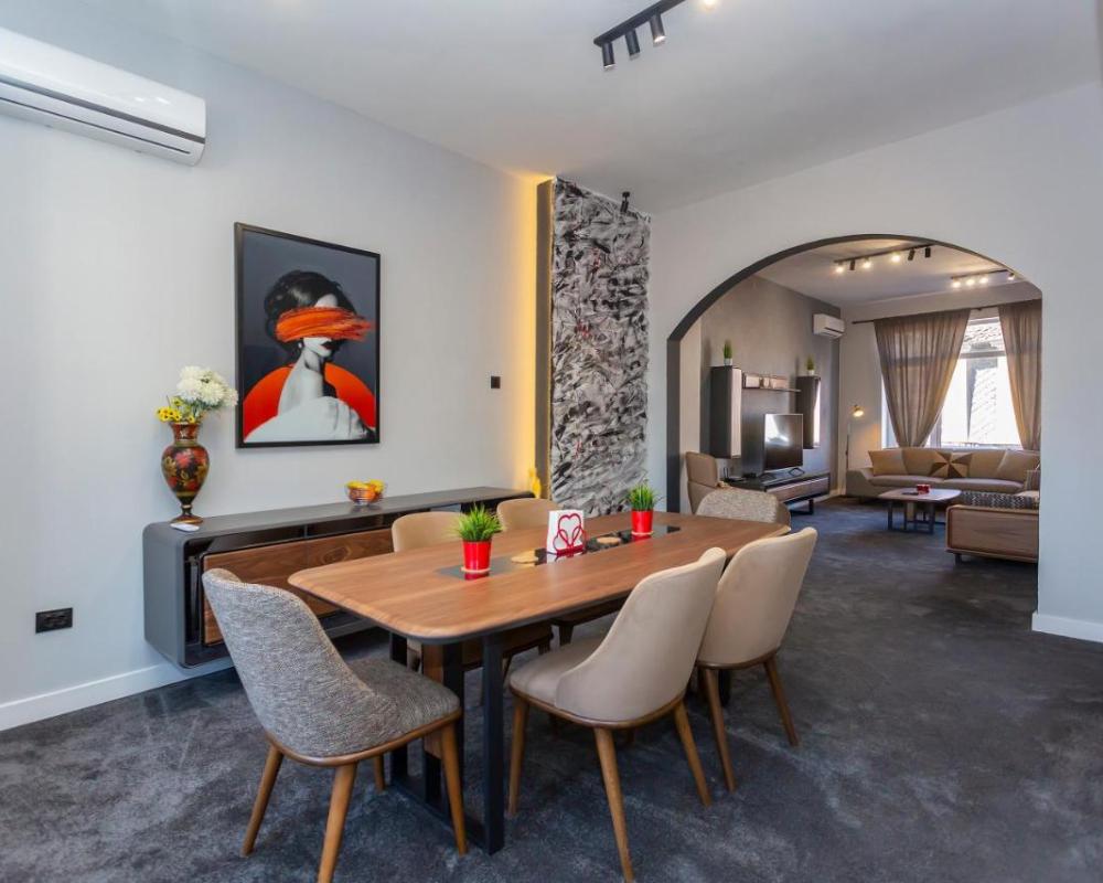 фото Urban Elegance Apartment