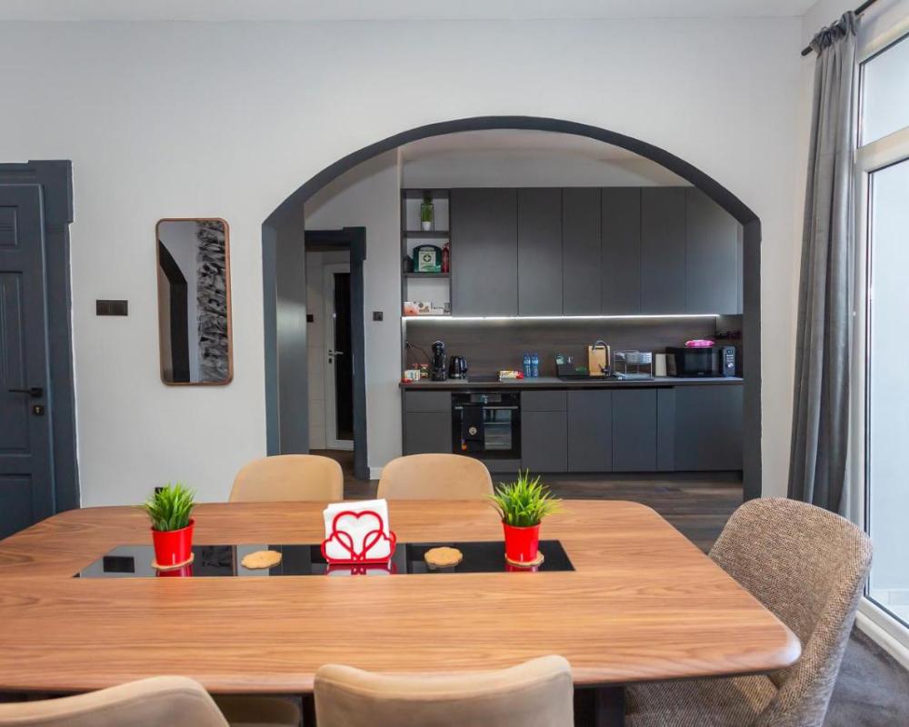 фото Urban Elegance Apartment
