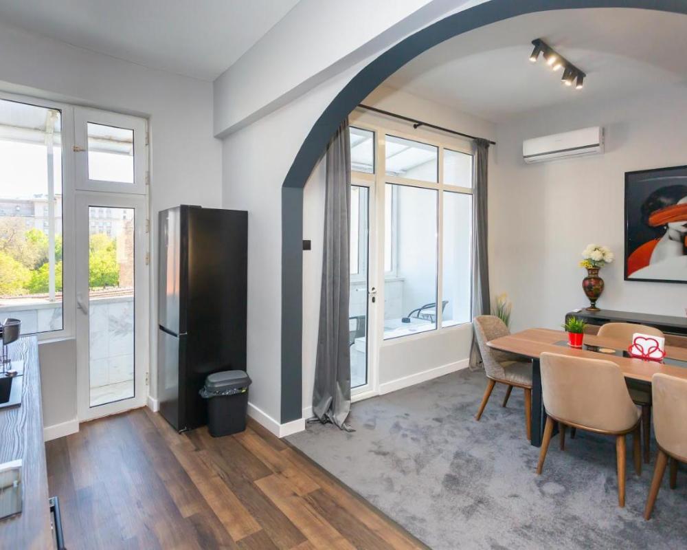 фото Urban Elegance Apartment
