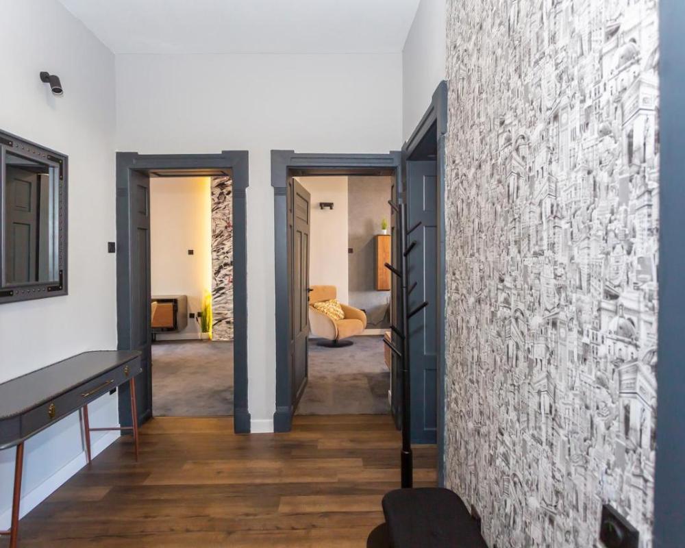 фото Urban Elegance Apartment