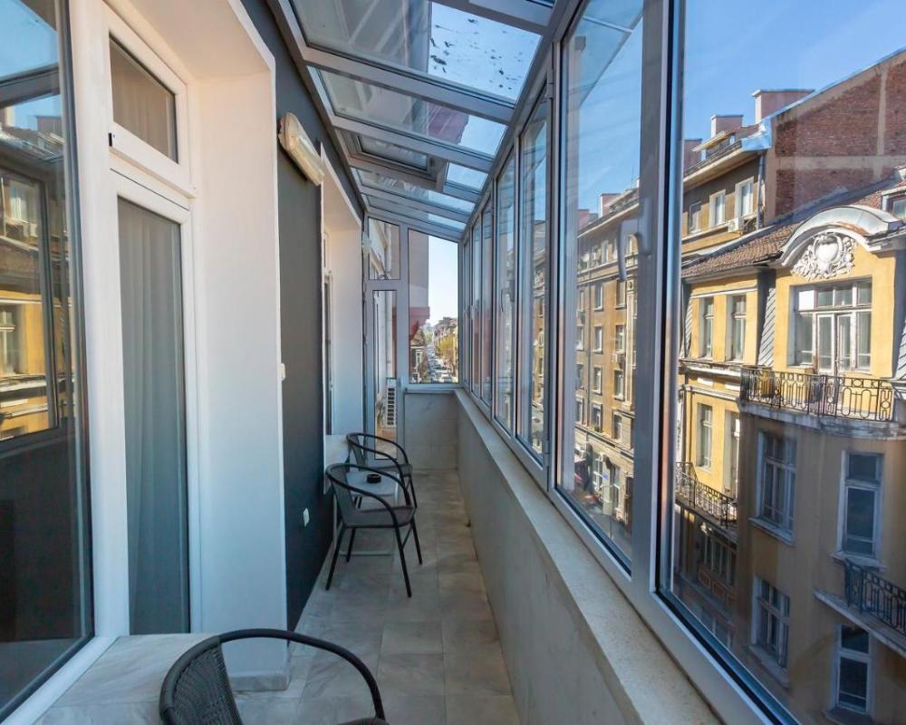 фото Urban Elegance Apartment