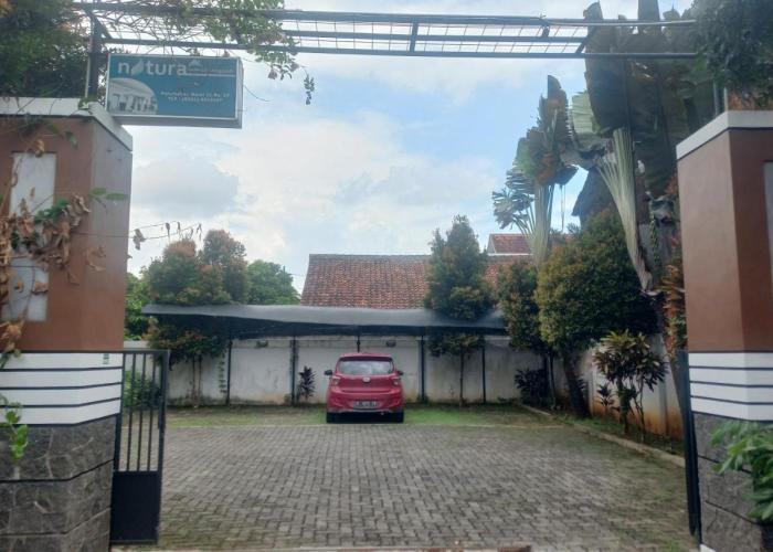 Capital O 93872 Natura Guest House Syariah Near alun alun kota purwokerto
