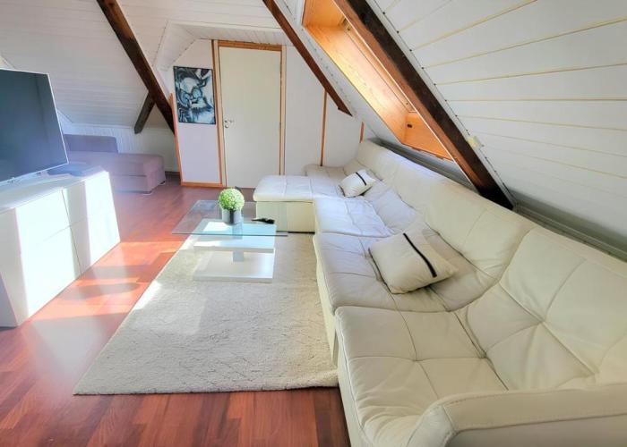 Sunset Penthouse, Fjord View & Parking