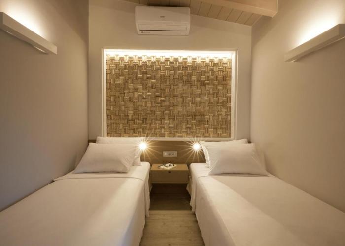 CICADA HOTEL