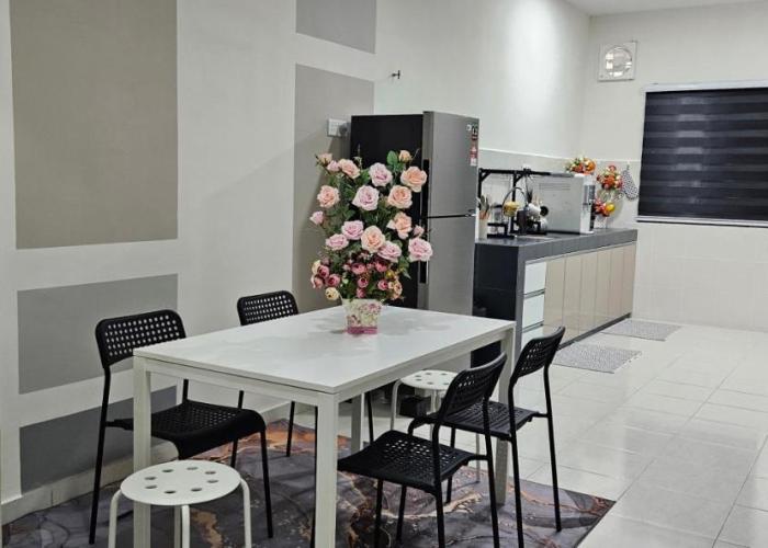 TELUK INTAN LANDED LUXURY HOMESTAY 3BEDROOM