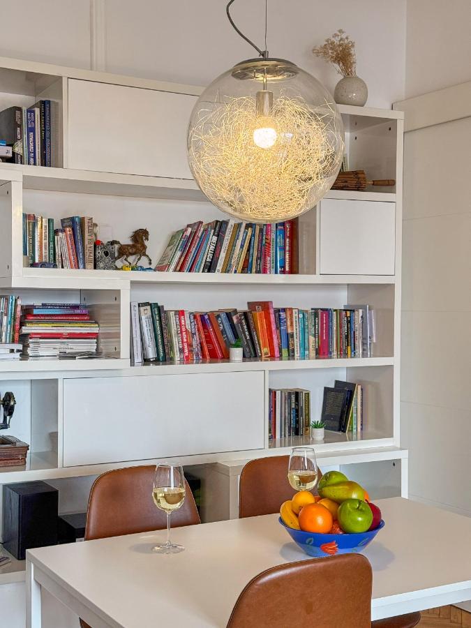 фото Spacious Flat on Sofia's Main Street