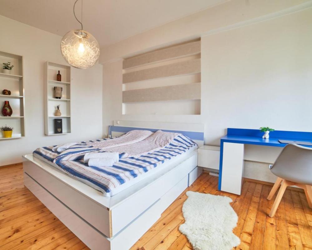фото Spacious Flat on Sofia's Main Street