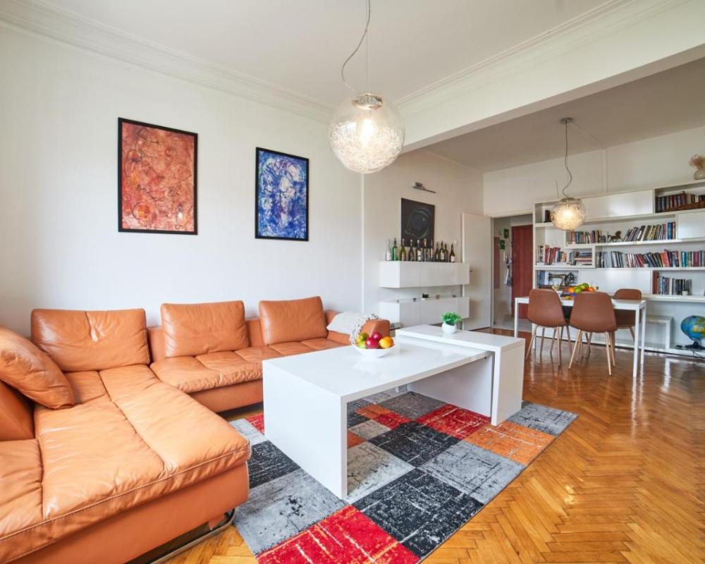 фото Spacious Flat on Sofia's Main Street
