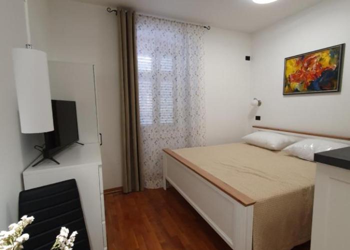 Pleasant home apartments