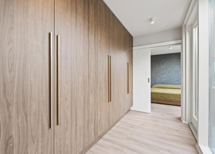 Skylight Lux 3BR/2BA City Center with Free Parking