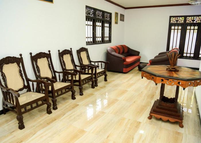 Eton Villa Talpe