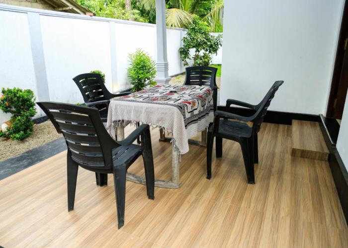 Eton Villa Talpe