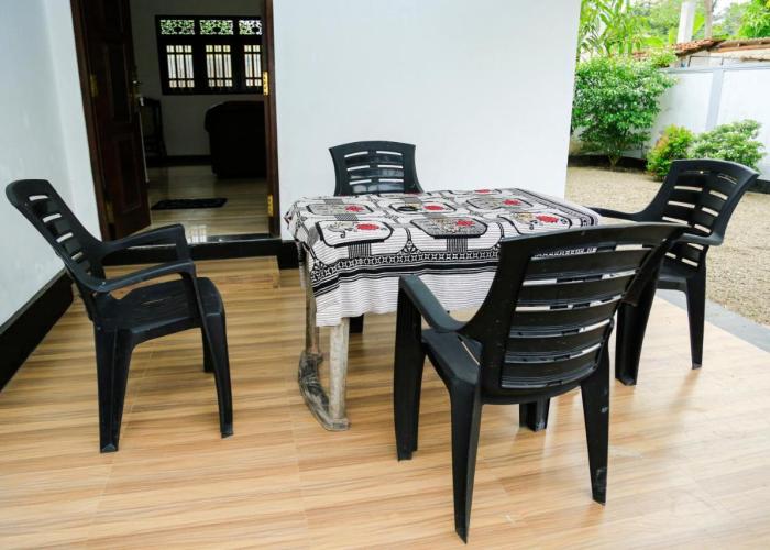Eton Villa Talpe