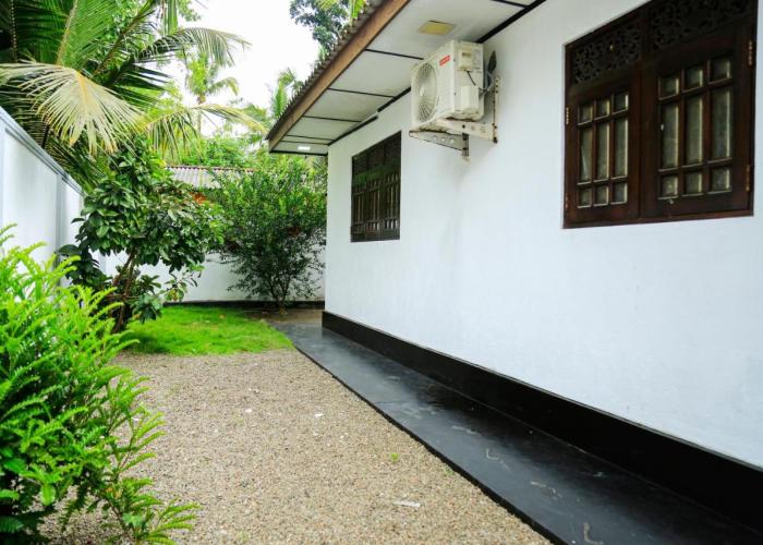 Eton Villa Talpe
